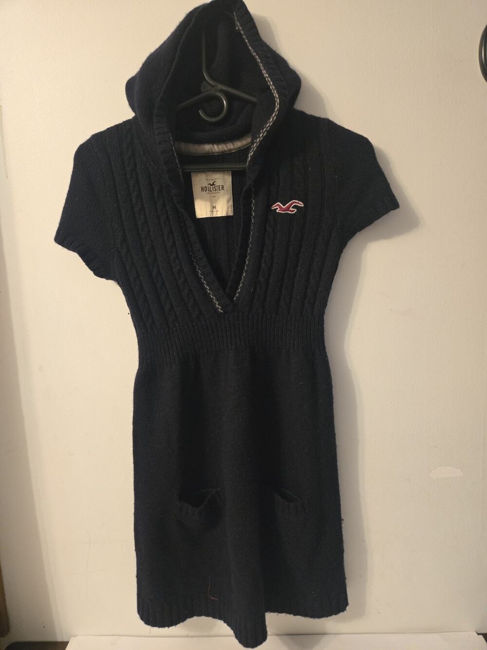 Hollister California Cable Knit Sweater Dress Vneck Short Sleeve Hoodie M